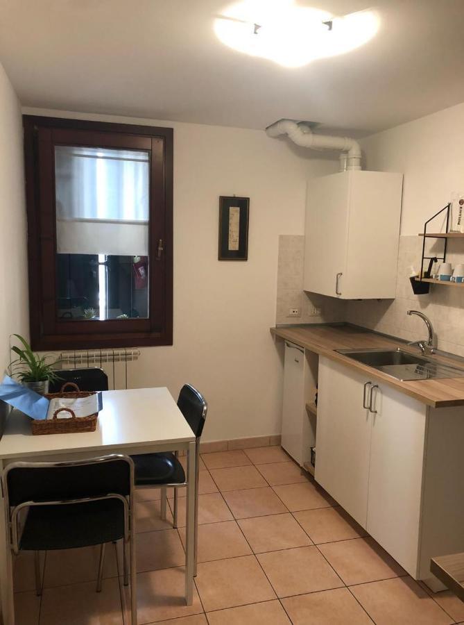 Casa Vacanze Giorgetta 2-3 Piano Chioggia Buitenkant foto